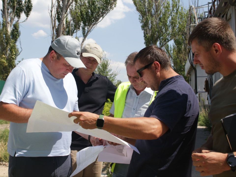  40                  &quot;  &quot;