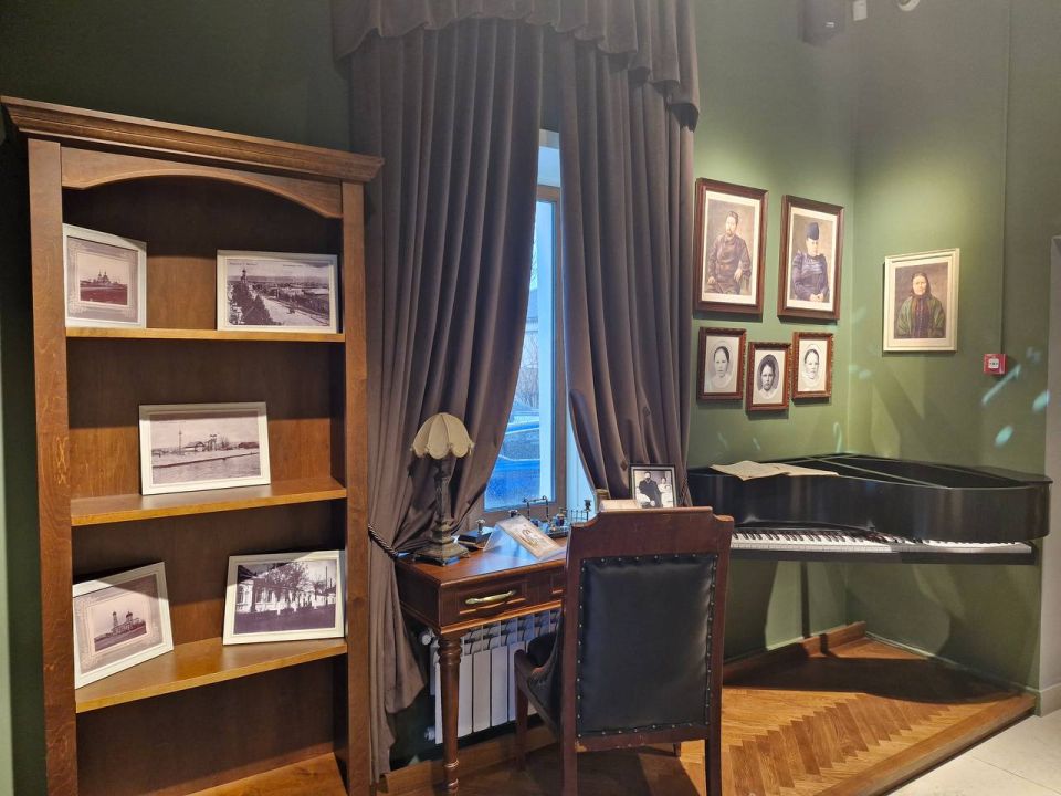 Губернатор Петербурга Александр Беглов подвел итоги трехлетнего сотрудничества с Мариуполем Губернатор Петербурга Александр Беглов подвел итоги трехлетнего сотрудничества с Мариуполем