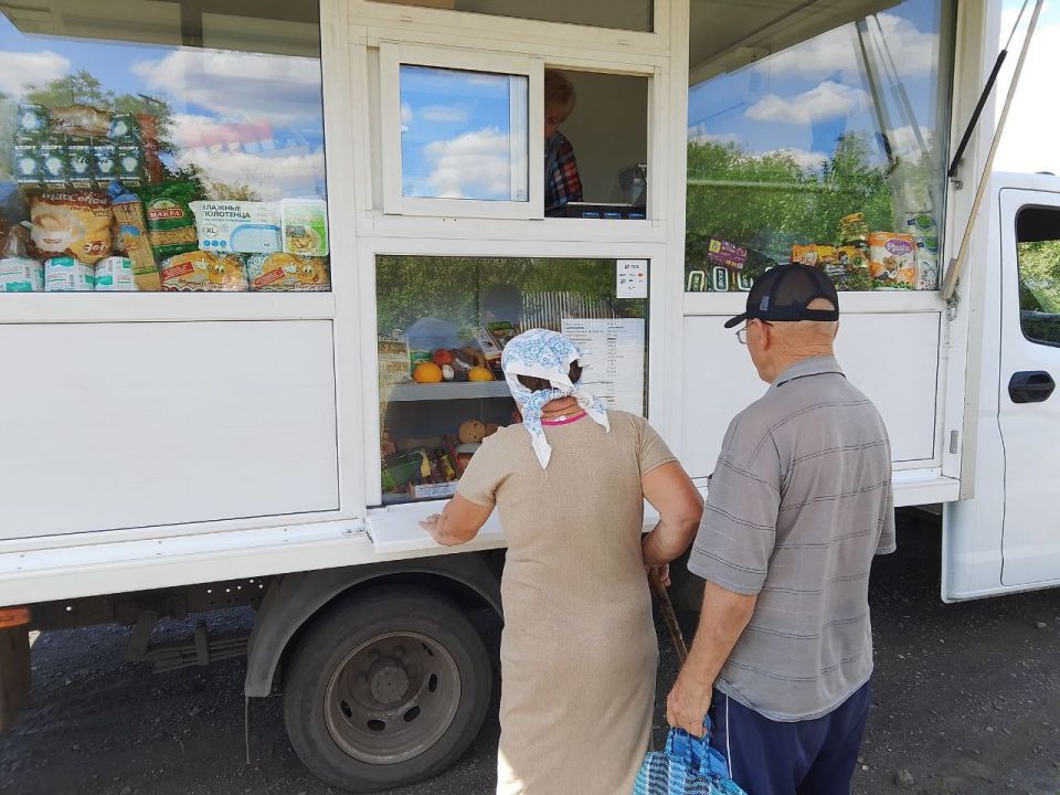 С 6 по 8 августа 2025 года осуществлена выездная торговля с использованием автомагазинов в населенных пунктах городских округов Докучаевск, Горловка, Мариуполь, Харцызск на территории г С 6 по 8 августа 2025 года осуществлена выездная торговля с использованием автомагазинов в населенных пунктах городских округов Докучаевск, Горловка, Мариуполь, Харцызск на территории г