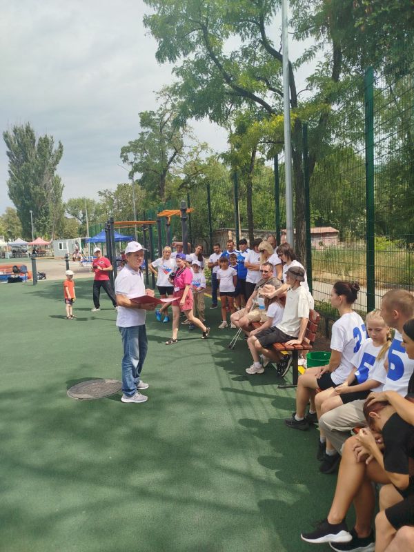 По поручению Главы ДНР Дениса Пушилина Михаил Косевич, директор Государственного бюджетного учреждения Центр физического здоровья населения «Спорт для всех», посетил Мариуполь По поручению Главы ДНР Дениса Пушилина Михаил Косевич, директор Государственного бюджетного учреждения Центр физического здоровья населения «Спорт для всех», посетил Мариуполь