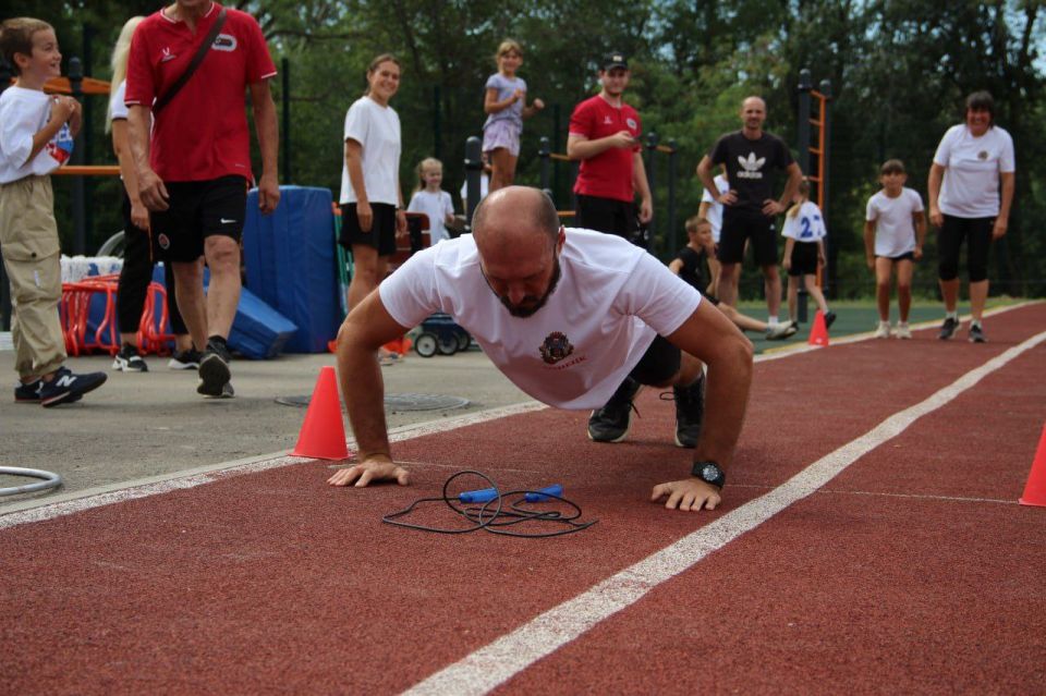  :   ,     ,        , ,    !