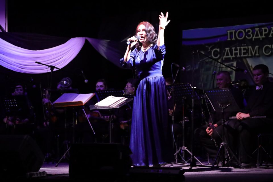 Праздничный концерт ко Дню строителя в Мариуполе! Праздничный концерт ко Дню строителя в Мариуполе!