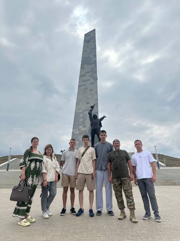 Александр Волошин: Молодёжь МГИМО – в сердце Донбасса!