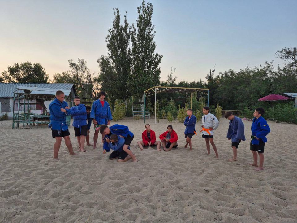 Донбасс. Дзюдо. Единство: сила молодёжи на песчаном ринге Донбасс. Дзюдо. Единство: сила молодёжи на песчаном ринге