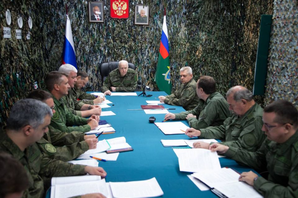 Председатель СК России провел оперативное совещание в Донецке Председатель СК России провел оперативное совещание в Донецке