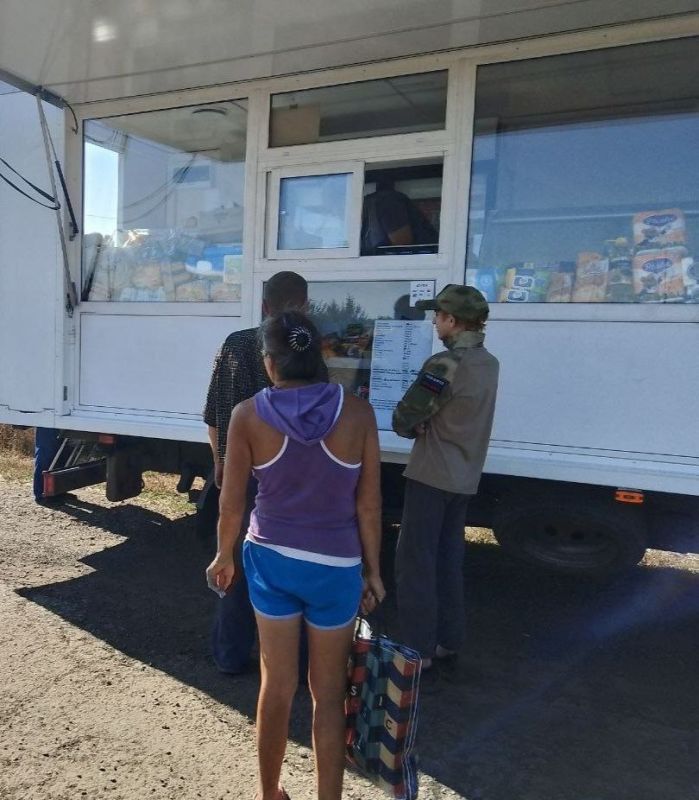 С 16 по 19 августа 2025 года осуществлена выездная торговля с использованием автомагазинов в населенных пунктах городских округов Докучаевск, Горловка, Мариуполь, на территории г С 16 по 19 августа 2025 года осуществлена выездная торговля с использованием автомагазинов в населенных пунктах городских округов Докучаевск, Горловка, Мариуполь, на территории г