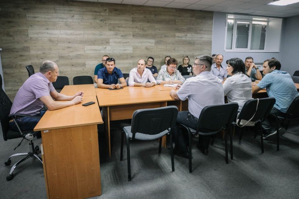 Антон Кольцов: С лидерами общественного мнения обсудили текущие вопросы жизнеобеспечения округа Антон Кольцов: С лидерами общественного мнения обсудили текущие вопросы жизнеобеспечения округа