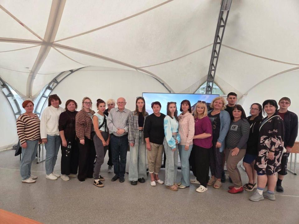 В Санкт-Петербурге мариупольские педагоги посетили практический семинар, а школьники – историческую реконструкцию