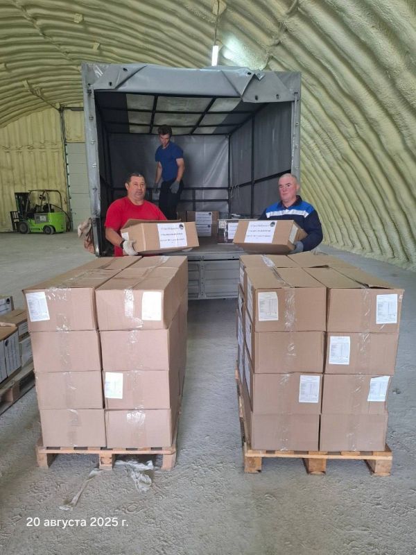 Петербург направил новую партию гуманитарной помощи в Мариуполь Петербург направил новую партию гуманитарной помощи в Мариуполь