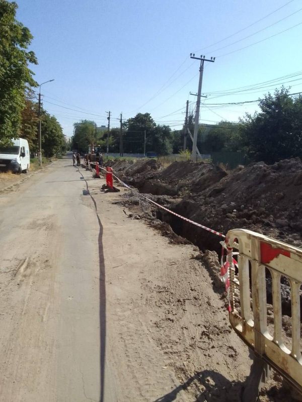 Аварийная служба Санкт-Петербурга продолжает работу в Мариуполе Аварийная служба Санкт-Петербурга продолжает работу в Мариуполе