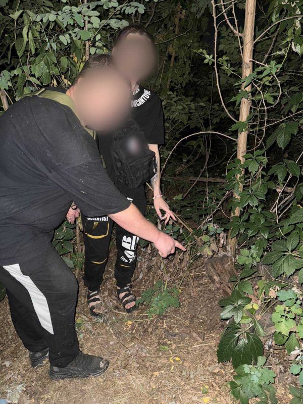 В Мариуполе полицейские пресекли попытку незаконного сбыта наркотиков В Мариуполе полицейские пресекли попытку незаконного сбыта наркотиков