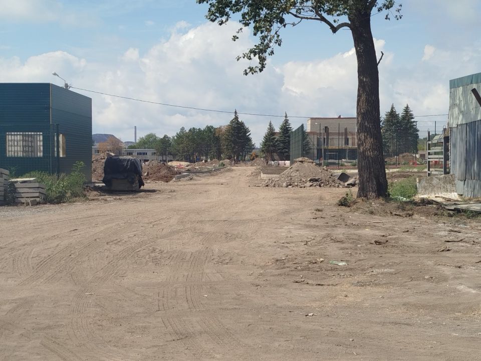 На морском побережье Левого берега, на территории бывшего детского оздоровительного лагеря «Орленок» продолжаются работы по строительству центра военно-спортивной подготовки и патриотического воспитания молодежи «Воин» На морском побережье Левого берега, на территории бывшего детского оздоровительного лагеря «Орленок» продолжаются работы по строительству центра военно-спортивной подготовки и патриотического воспитания молодежи «Воин»