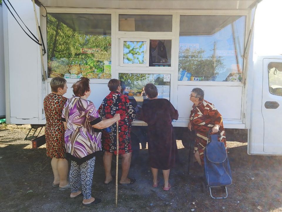 С 23 по 26 августа 2025 года осуществлена выездная торговля с использованием автомагазинов в населенных пунктах городских округов Донецк, Докучаевск, Горловка, Мариуполь, на территории г С 23 по 26 августа 2025 года осуществлена выездная торговля с использованием автомагазинов в населенных пунктах городских округов Донецк, Докучаевск, Горловка, Мариуполь, на территории г