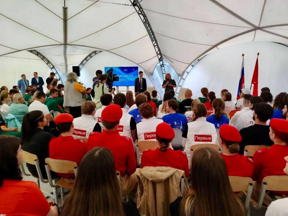 Дружба Петербурга и Мариуполя крепнет! Дружба Петербурга и Мариуполя крепнет!