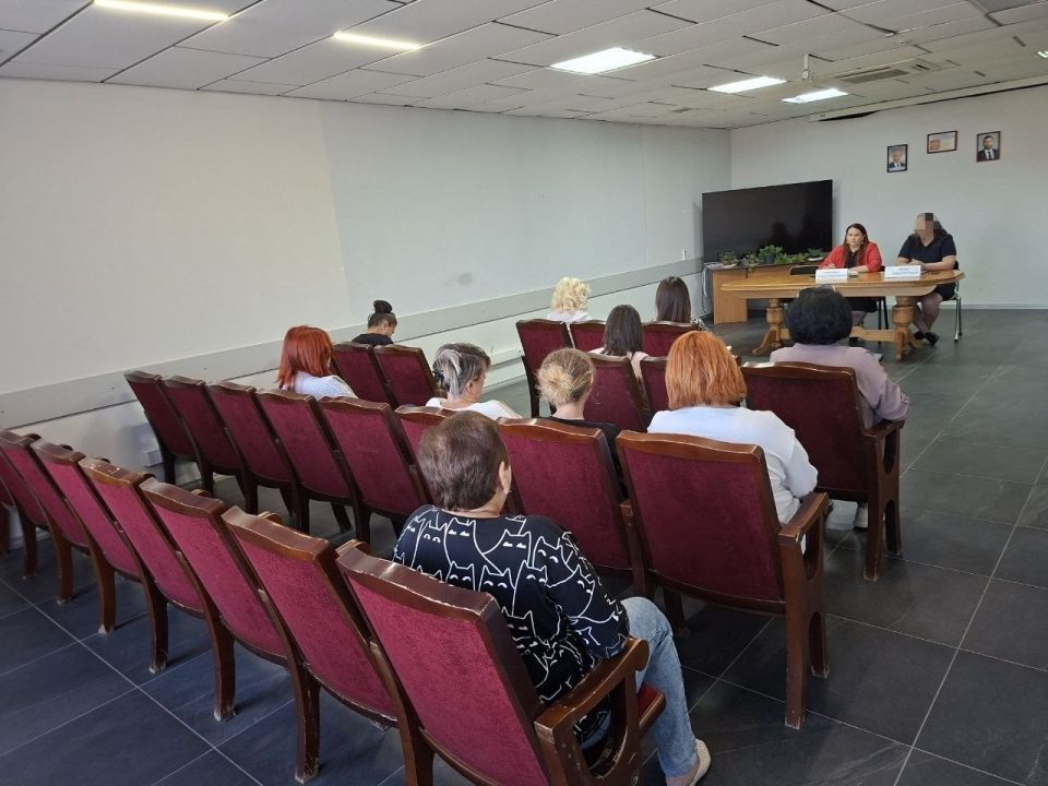 Сегодня в Управе Ильичевского внутригородского района города Мариуполь состоялась встреча первого заместителя руководителя Управы Соломиной Татьяны Александровны, а также представителя отдела по вопросам миграции УМВД...