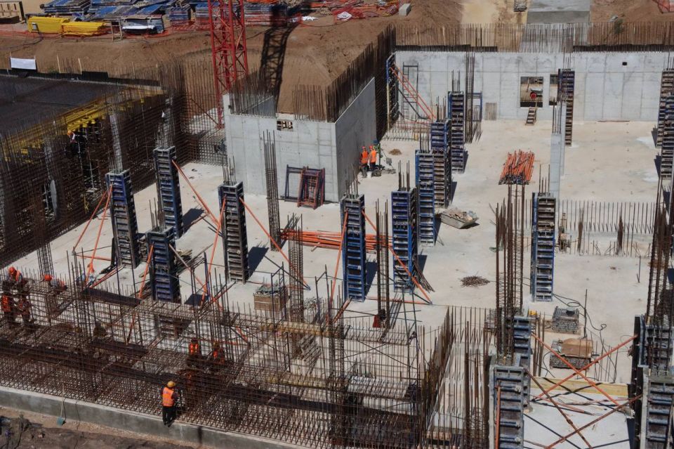 Глава Агентства проинспектировала ход строительства второго этапа Мариупольского центра, в рамках которого будет возведен четырехэтажный госпитальный корпус общей площадью свыше 20 тысяч кв.м Глава Агентства проинспектировала ход строительства второго этапа Мариупольского центра, в рамках которого будет возведен четырехэтажный госпитальный корпус общей площадью свыше 20 тысяч кв.м