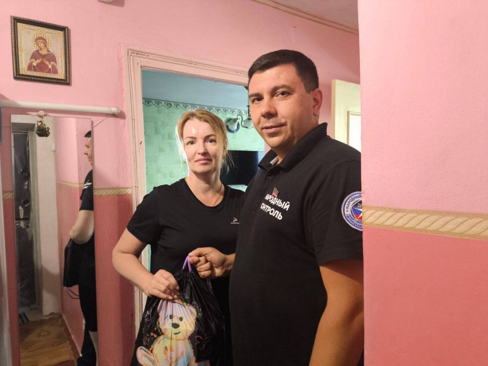 Александр Волошин: В ДНР продолжается всероссийская акция «Собери ребёнка в школу» Александр Волошин: В ДНР продолжается всероссийская акция «Собери ребёнка в школу»