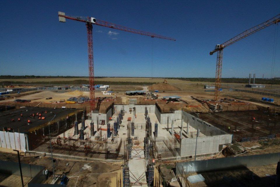  ,             -         ...