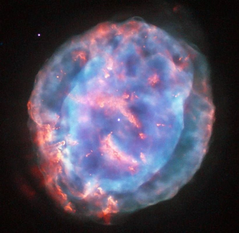 Космическая жвачка — туманность Маленький Самоцвет