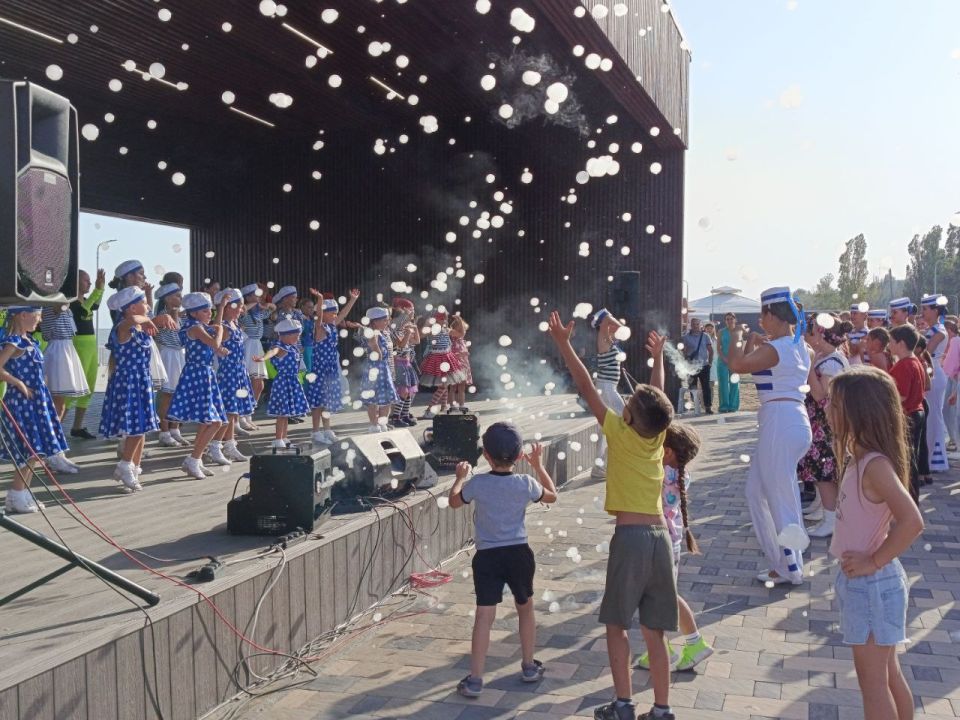 В Мариуполе отгремел фестиваль «Пляжный движ»