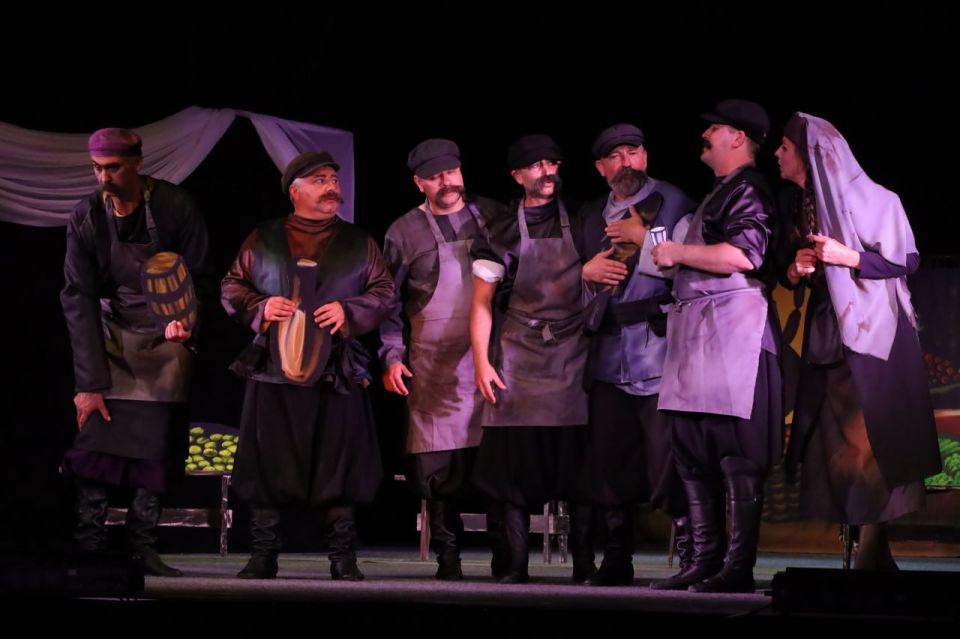 В Мариуполе прошли гастроли Херсонского областного русского академического музыкально-драматического театра