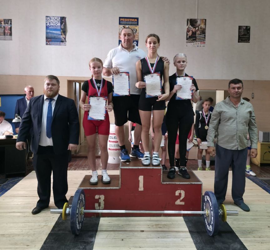 Подводим итоги Первенства ДНР по тяжелой атлетике среди юниоров и юниорок (15-18 лет, 19-20 лет) и Республиканских соревнования по тяжелой атлетике среди юношей и девушек (10-12 и 13-15 лет), памяти МСМК А.И. Первия Подводим итоги Первенства ДНР по тяжелой атлетике среди юниоров и юниорок (15-18 лет, 19-20 лет) и Республиканских соревнования по тяжелой атлетике среди юношей и девушек (10-12 и 13-15 лет), памяти МСМК А.И. Первия