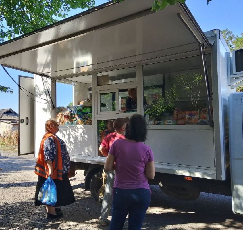 С 30 августа по 2 сентября 2025 года осуществлена выездная торговля с использованием автомагазинов в населенных пунктах городских округов Донецк, Докучаевск, Горловка, Мариуполь, на территории г С 30 августа по 2 сентября 2025 года осуществлена выездная торговля с использованием автомагазинов в населенных пунктах городских округов Донецк, Докучаевск, Горловка, Мариуполь, на территории г