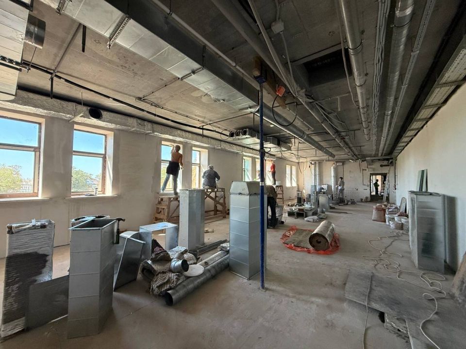 Михаил Желтяков: Совместно с коллегами из Комитета по культуре Санкт-Петербурга проверил ход восстановления здания Мариупольского республиканского академического ордена «Знак Почета» русского драматического театра Михаил Желтяков: Совместно с коллегами из Комитета по культуре Санкт-Петербурга проверил ход восстановления здания Мариупольского республиканского академического ордена «Знак Почета» русского драматического театра