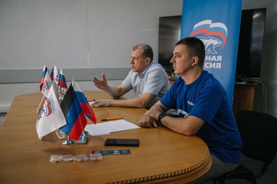 Антон Кольцов: В Ильичевском районе встретился с руководителями первичных организаций Местного отделения "Единой России"