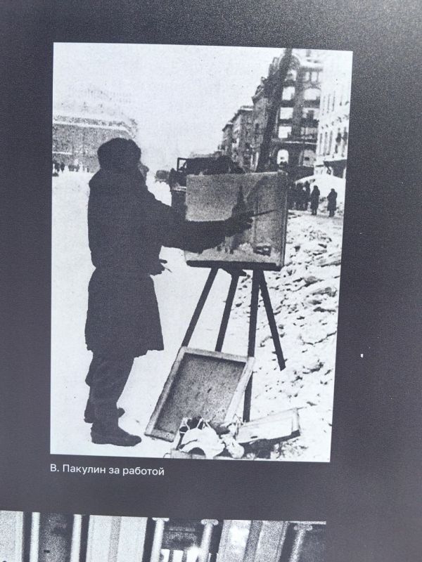         -        ..      腻