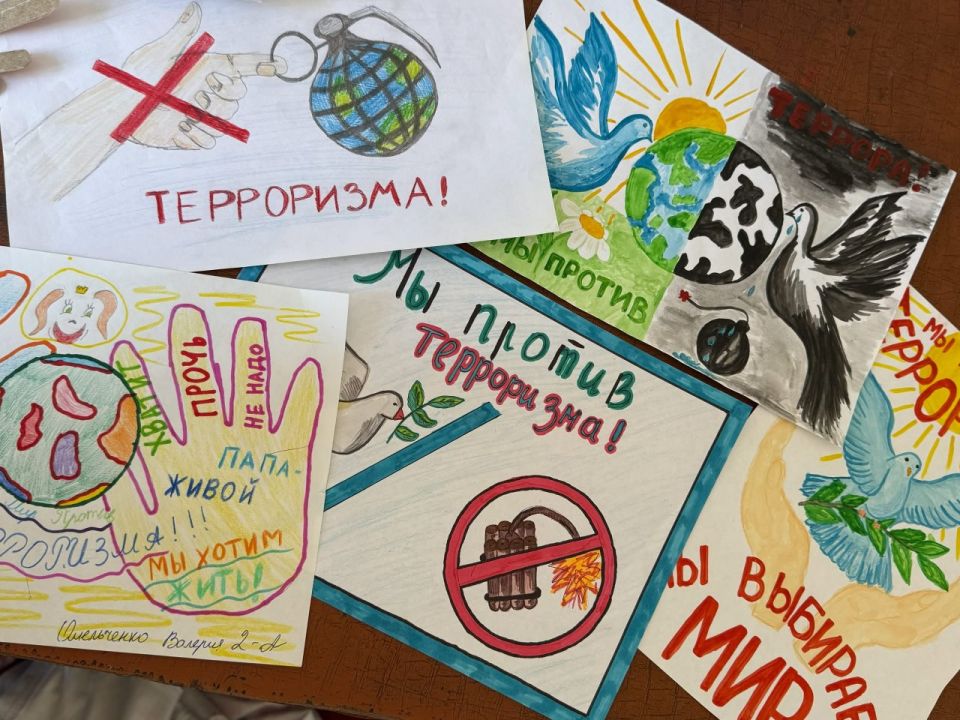 В реестр межрегиональных маршрутов регулярных автобусных перевозок внесены три новых маршрута, соединяющих ДНР с Ростовской областью и Краснодарским краем В реестр межрегиональных маршрутов регулярных автобусных перевозок внесены три новых маршрута, соединяющих ДНР с Ростовской областью и Краснодарским краем