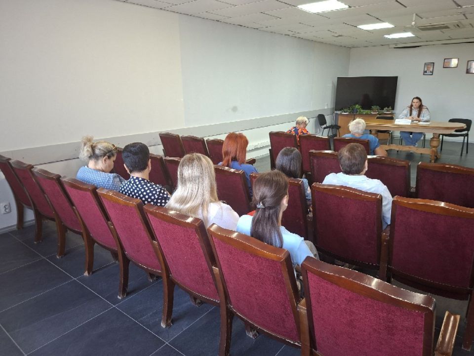 Встреча первого заместителя руководителя Управы Ильичевского внутригородского района города Мариуполь Соломиной Татьяны Александровны с жителями