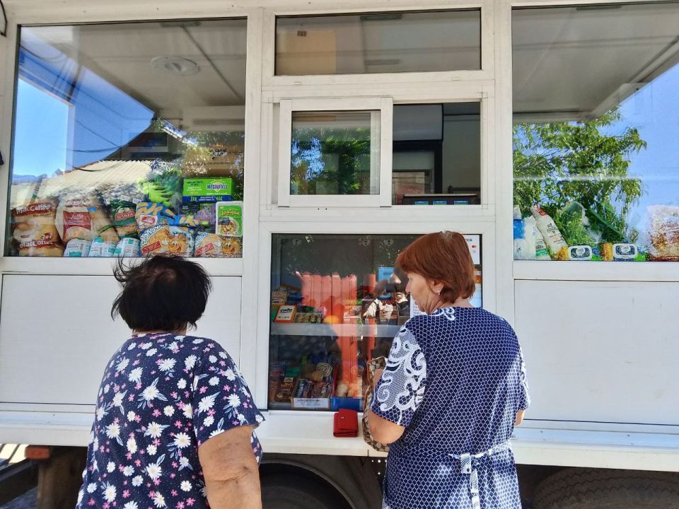 С 3 по 5 сентября 2025 года осуществлена выездная торговля с использованием автомагазинов в населенных пунктах городских округов Донецк, Докучаевск, Горловка, Мариуполь, на территории г. Авдеевка, также Волновахского... С 3 по 5 сентября 2025 года осуществлена выездная торговля с использованием автомагазинов в населенных пунктах городских округов Донецк, Докучаевск, Горловка, Мариуполь, на территории г. Авдеевка, также Волновахского...