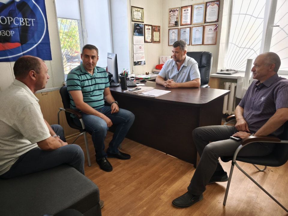 В Мариуполе активно работают над улучшением уличного освещения