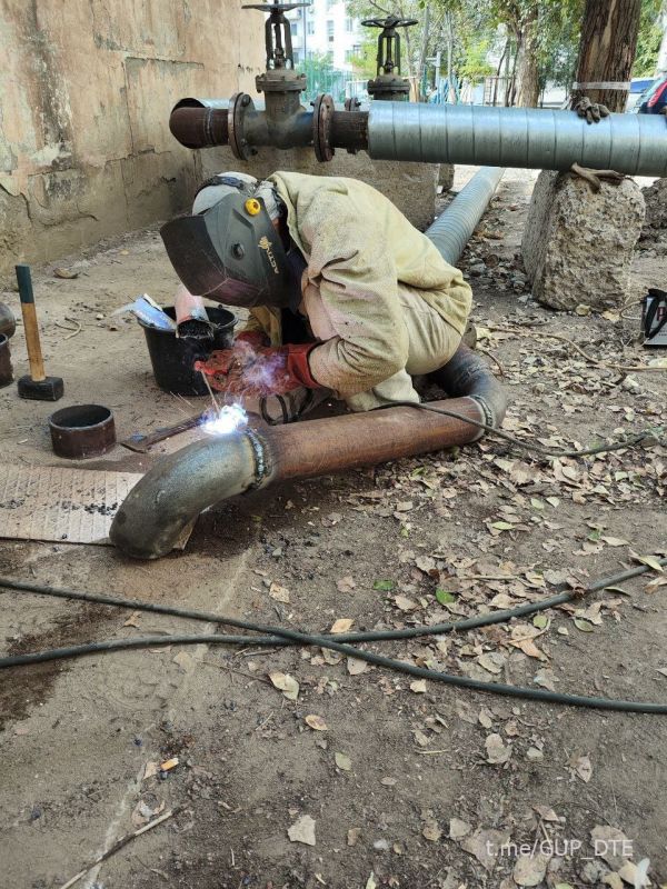 РЕМОНТНАЯ КАМПАНИЯ-2025: СПЕЦИАЛИСТЫ МАРИУПОЛЬСКОГО ФИЛИАЛА "ДОНБАССТЕПЛОЭНЕРГО" ПРОВОДЯТ МОДЕРНИЗАЦИЮ ТЕПЛОТРАССЫ В ПРИМОРСКОМ РАЙОНЕ ГОРОДА РЕМОНТНАЯ КАМПАНИЯ-2025: СПЕЦИАЛИСТЫ МАРИУПОЛЬСКОГО ФИЛИАЛА "ДОНБАССТЕПЛОЭНЕРГО" ПРОВОДЯТ МОДЕРНИЗАЦИЮ ТЕПЛОТРАССЫ В ПРИМОРСКОМ РАЙОНЕ ГОРОДА