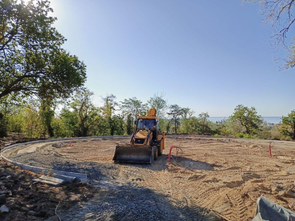 Строители Санкт-Петербурга продолжают работать над восстановлением инфраструктуры Мариуполя Строители Санкт-Петербурга продолжают работать над восстановлением инфраструктуры Мариуполя