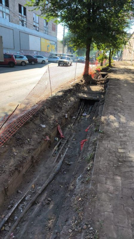 Строители Санкт-Петербурга продолжают работать над восстановлением инфраструктуры Мариуполя Строители Санкт-Петербурга продолжают работать над восстановлением инфраструктуры Мариуполя