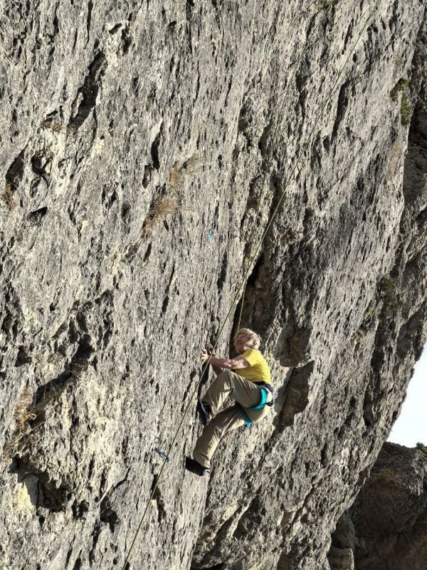 С 6 по 8 сентября в Судаке прошел Чемпионат России по альпинизму среди ветеранов в скальном классе С 6 по 8 сентября в Судаке прошел Чемпионат России по альпинизму среди ветеранов в скальном классе