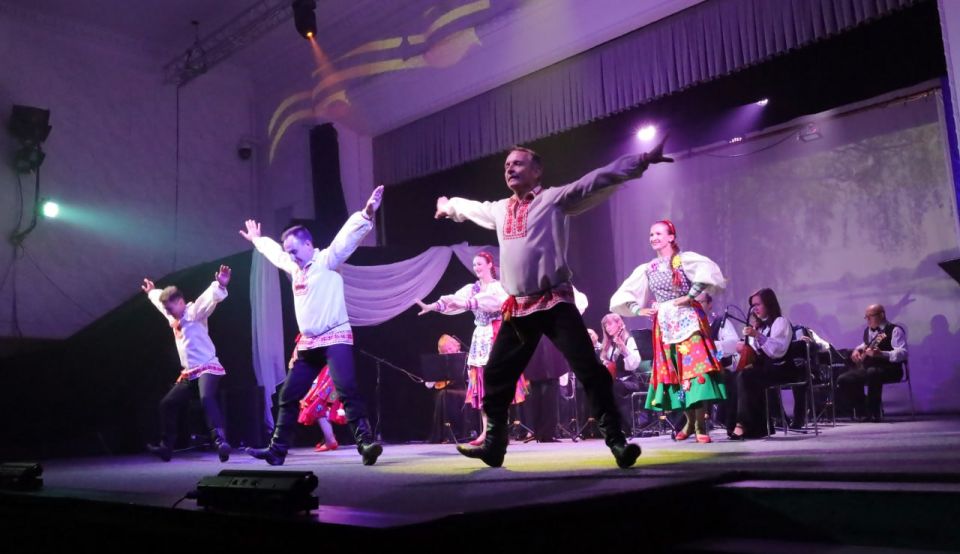 Открытие 148-го театрального сезона в Мариупольском русском драматическом театре Открытие 148-го театрального сезона в Мариупольском русском драматическом театре