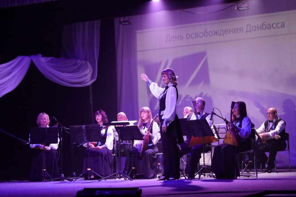 Открытие 148-го театрального сезона в Мариупольском русском драматическом театре Открытие 148-го театрального сезона в Мариупольском русском драматическом театре