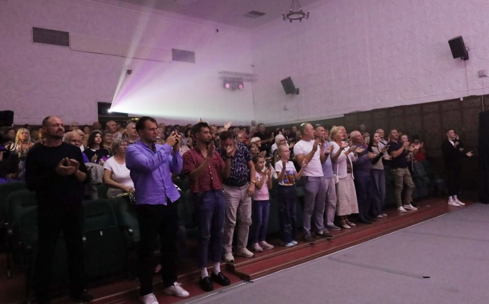 Открытие 148-го театрального сезона в Мариупольском русском драматическом театре Открытие 148-го театрального сезона в Мариупольском русском драматическом театре