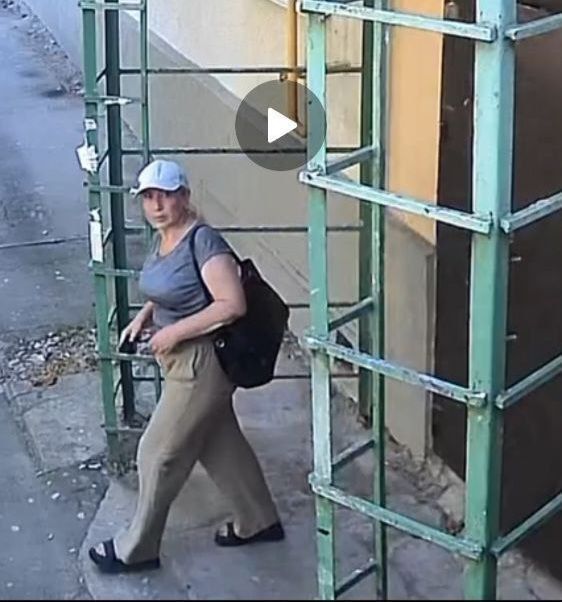 Внимание!. Отделом полиции № 2 по обслуживанию Ильичевского района города Мариуполя устанавливается местонахождение и анкетные данные женщины изображенной на фотографии