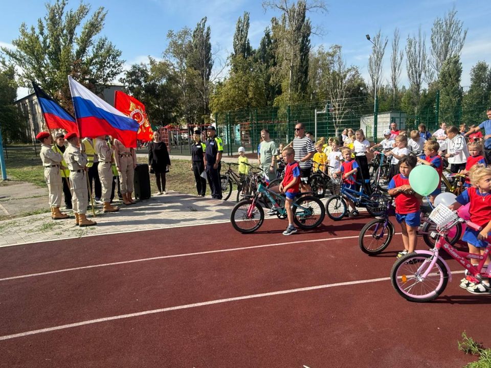 Сотрудники полиции обеспечили безопасность во время велопробега Сотрудники полиции обеспечили безопасность во время велопробега