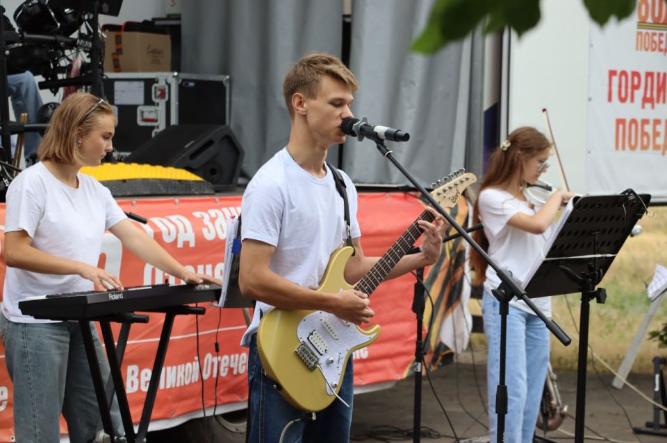 Ансамбль «Улей» продолжает выездные концерты