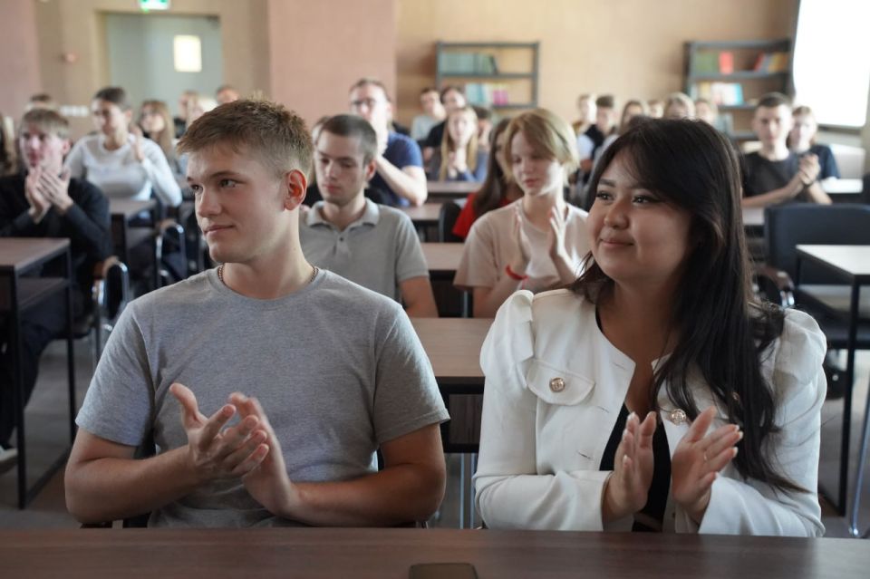 В ПГТУ – филиале НИУ МГСУ для студентов-первокурсников состоялся показ документального фильма «Донбасс. На защите Отечества»