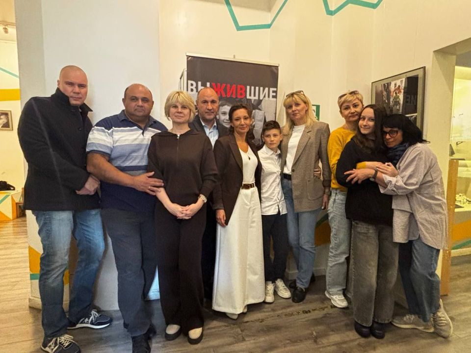 Анна Кузнецова: Встретились с самыми дорогими и любимыми — нашими детьми, фондом «Доктор Лиза», нашим другом, хирургом из Донецка Евгением Жилицыным Анна Кузнецова: Встретились с самыми дорогими и любимыми — нашими детьми, фондом «Доктор Лиза», нашим другом, хирургом из Донецка Евгением Жилицыным