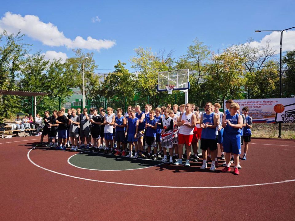 Мариуполь зажигает: первый этап чемпионата по стритболу 33 собрал лучшие команды региона! Мариуполь зажигает: первый этап чемпионата по стритболу 33 собрал лучшие команды региона!