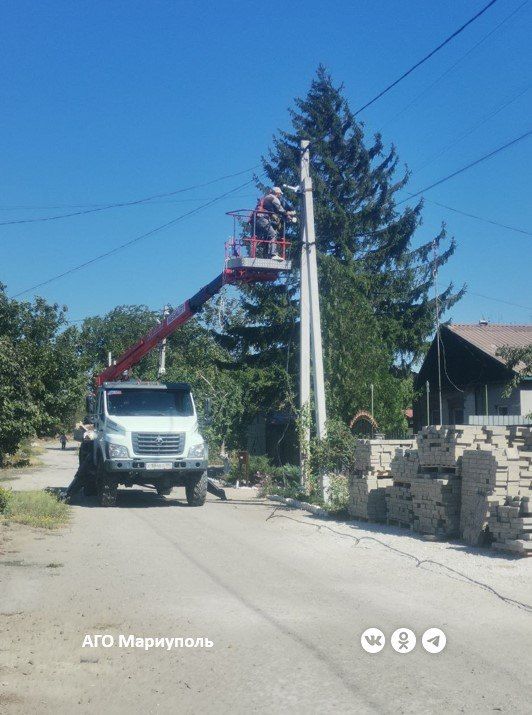 «Мариупольгорсвет» проверил работу сетей наружного освещения в поселке Старый Крым «Мариупольгорсвет» проверил работу сетей наружного освещения в поселке Старый Крым