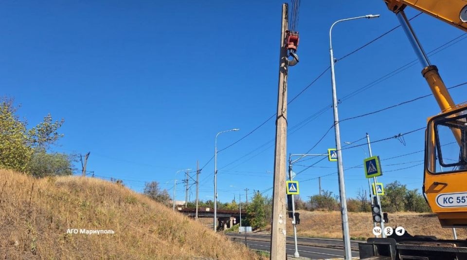 «Мариупольгорсвет» проверил работу сетей наружного освещения в поселке Старый Крым «Мариупольгорсвет» проверил работу сетей наружного освещения в поселке Старый Крым