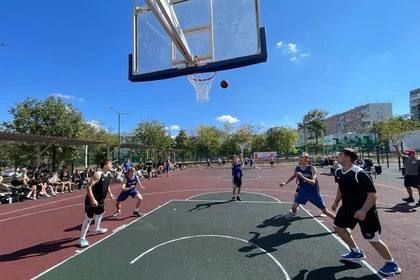 В Мариуполе прошел первый этап чемпионата по стритболу